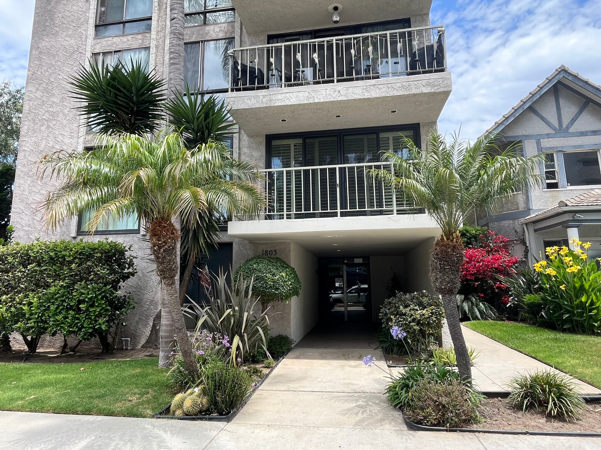Building Photo - 1803 E Ocean Blvd
