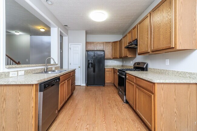 Building Photo - 123 Silver Arrow Cir