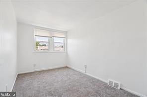 Building Photo - 10203 E Keswick Rd