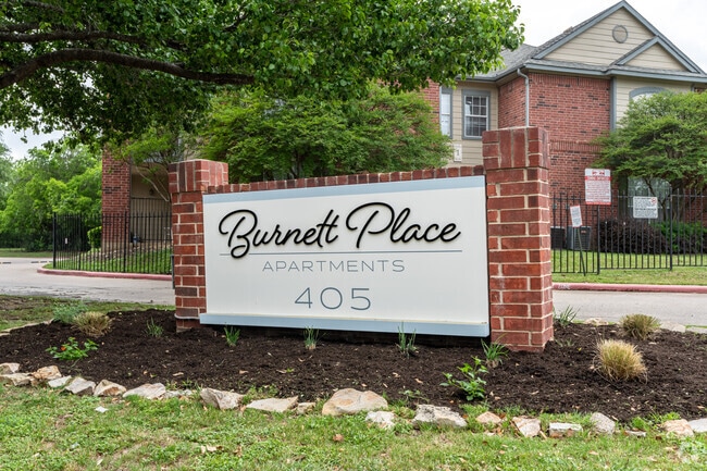 Building Photo - Burnett Place Apartments