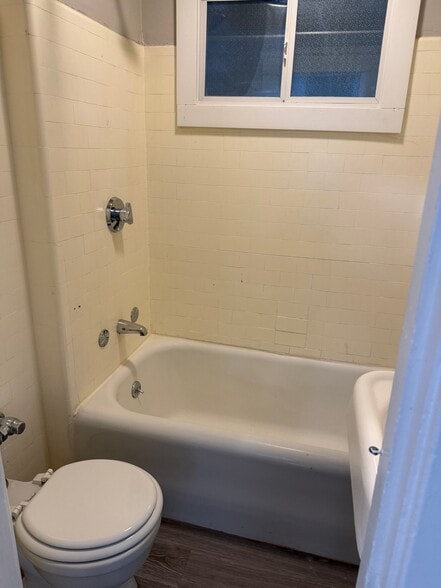 Building Photo - 110 High St