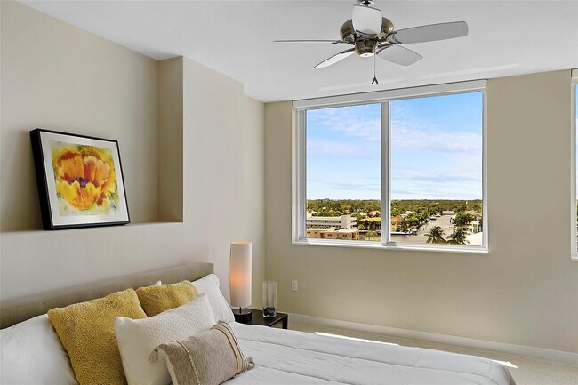 Building Photo - 2831 N Ocean Blvd