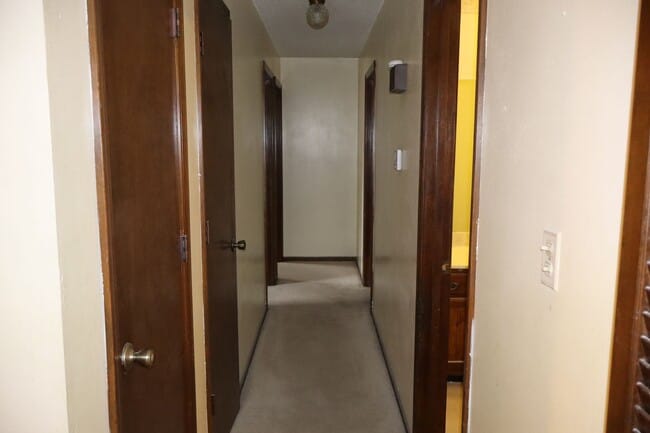 Building Photo - 1900 S El Dorado Dr