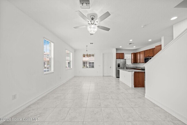 Building Photo - 1800 Noel Pl