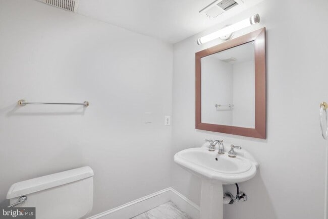 Building Photo - 11311 Harborside Cluster