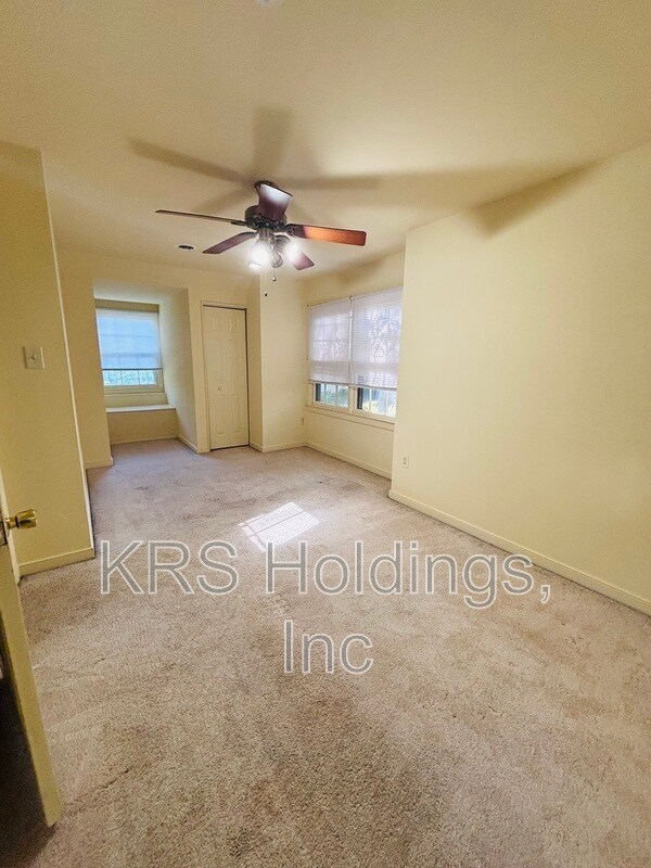 Building Photo - 12703 Mill Forest Ct