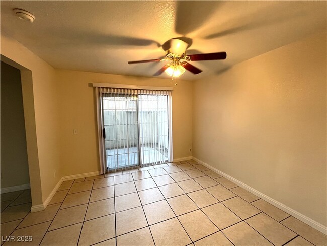 Building Photo - 7701 Almeria St