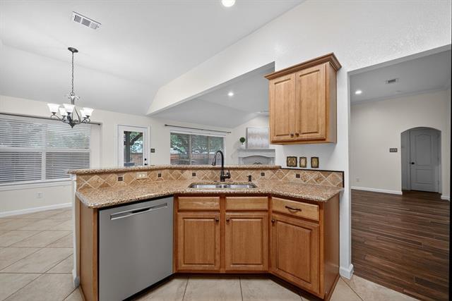 Building Photo - 313 Cave River Dr