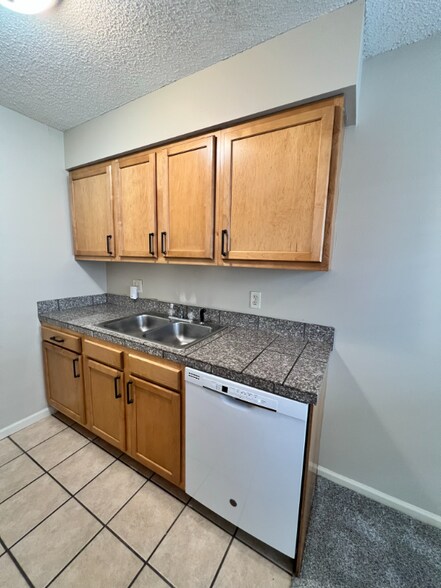 Building Photo - 1531 D St