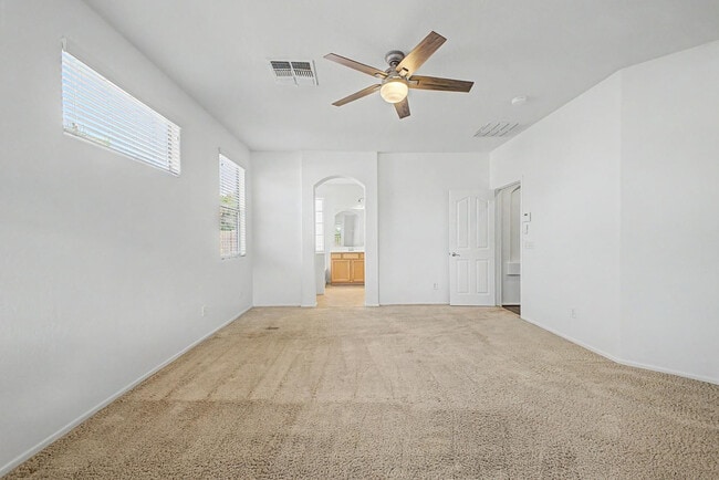 Building Photo - 6630 W Harwell Rd E