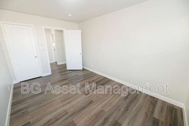 Building Photo - 429 S 23rd St