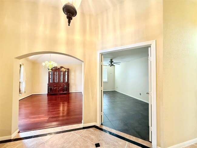 Building Photo - 8514 Spotslyvania Ln