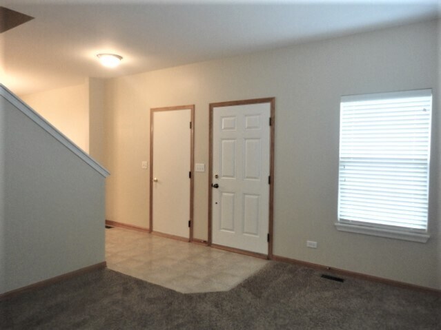 Building Photo - 1217 Violet Ln