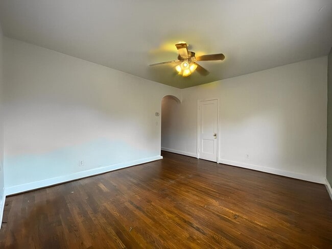 Building Photo - 4023 9th St NE