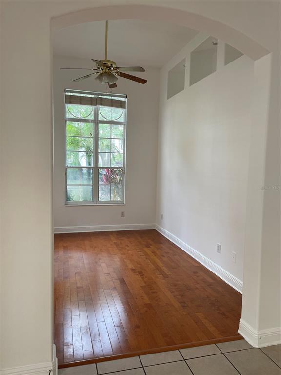 Building Photo - 9121 Vía Bella Notte