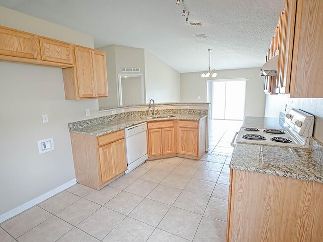 Building Photo - 2139 Sandridge Cir
