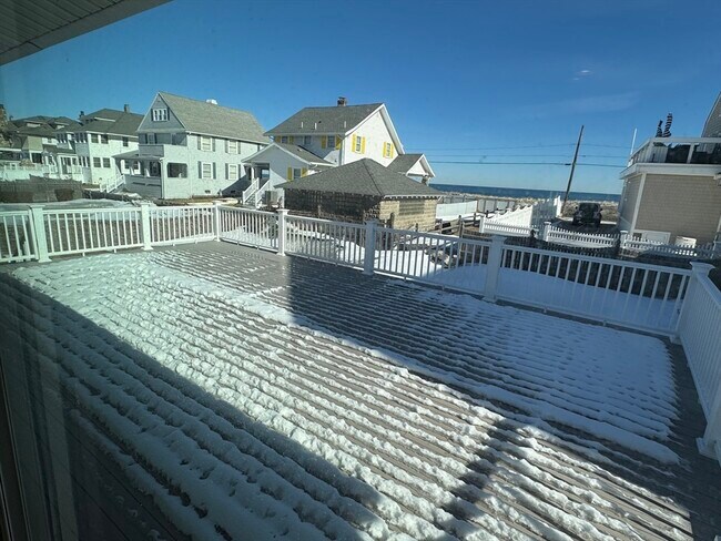 Building Photo - 124 Manomet Ave