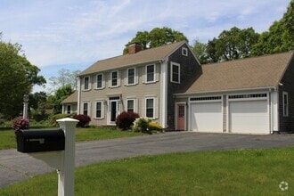 Building Photo - 46 Winsome Rd