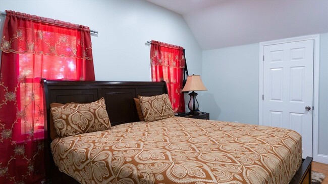 Building Photo - 36 Jackson Ave