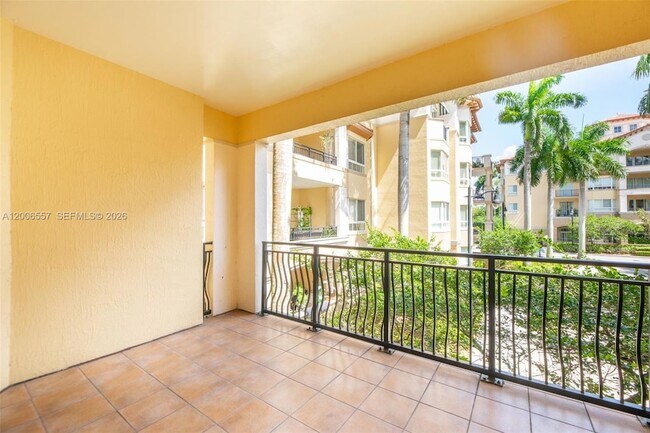 Building Photo - 16101 Emerald Estates Dr