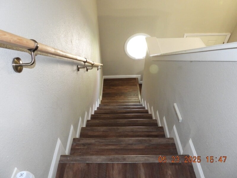 Building Photo - 7252 Mansions Dr
