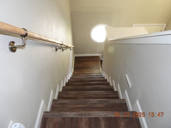 Building Photo - 7252 Mansions Dr