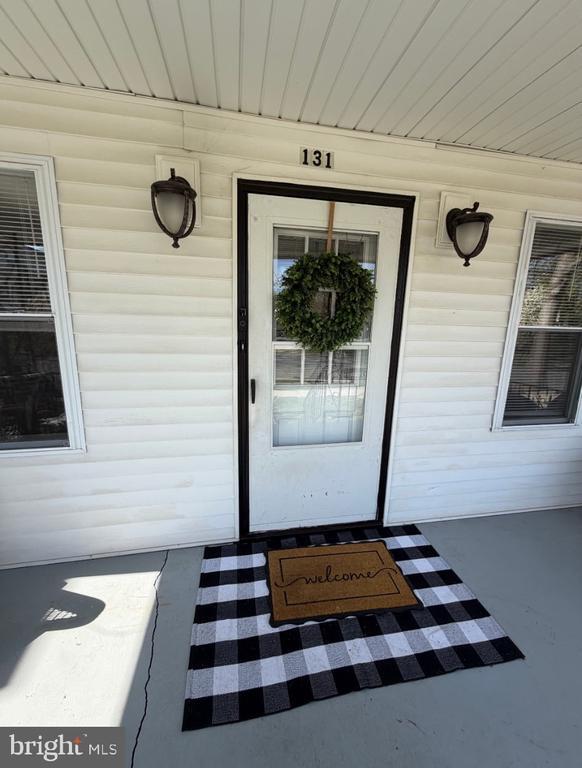 Building Photo - 131 E Ormond Ave