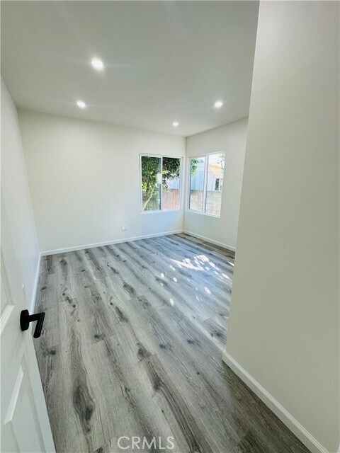 Building Photo - 3634 Caspian Ave