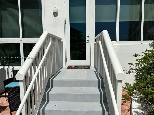 Building Photo - 5401 Collins Ave