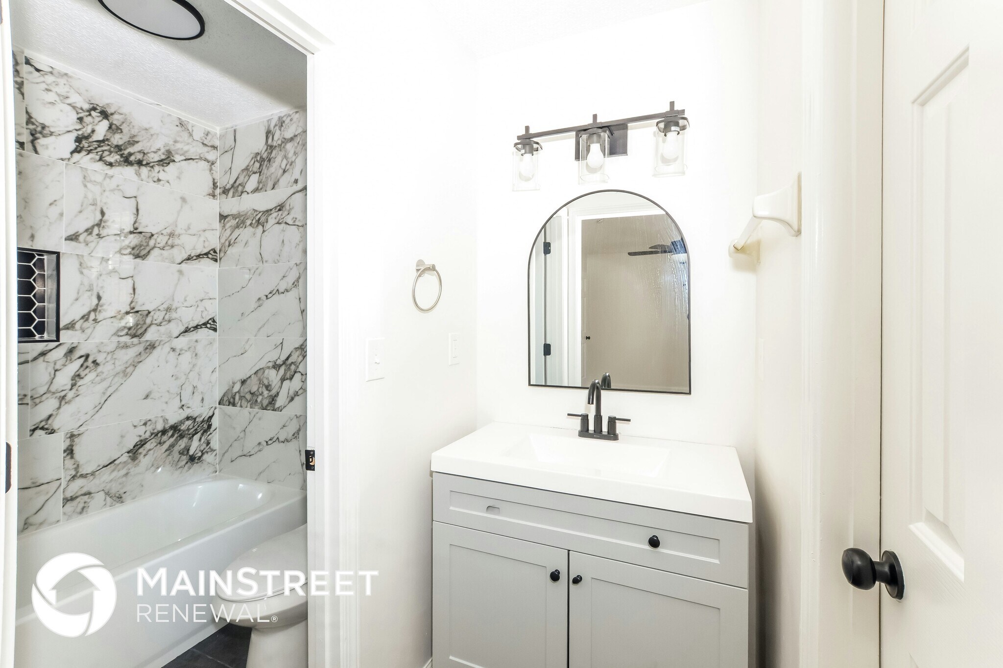 Building Photo - 7881 Collins Wood Cove