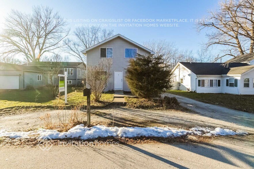 Building Photo - 380 Elmwood Ave