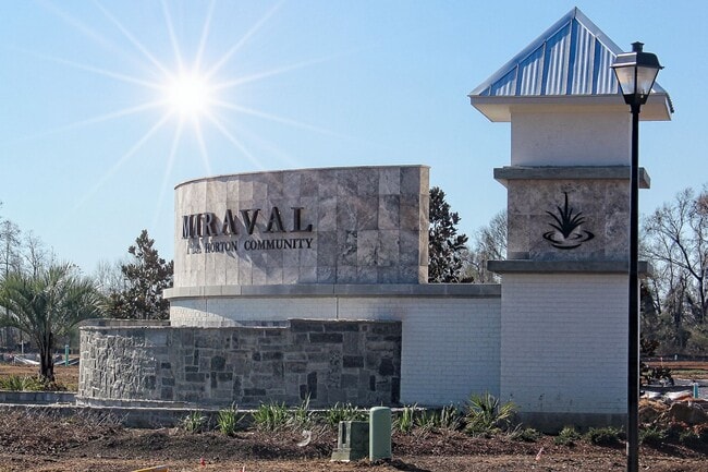 Building Photo - Look 4/3 in Zachary!