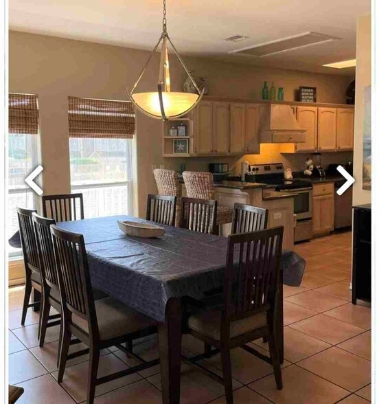 Building Photo - 126 Pike St