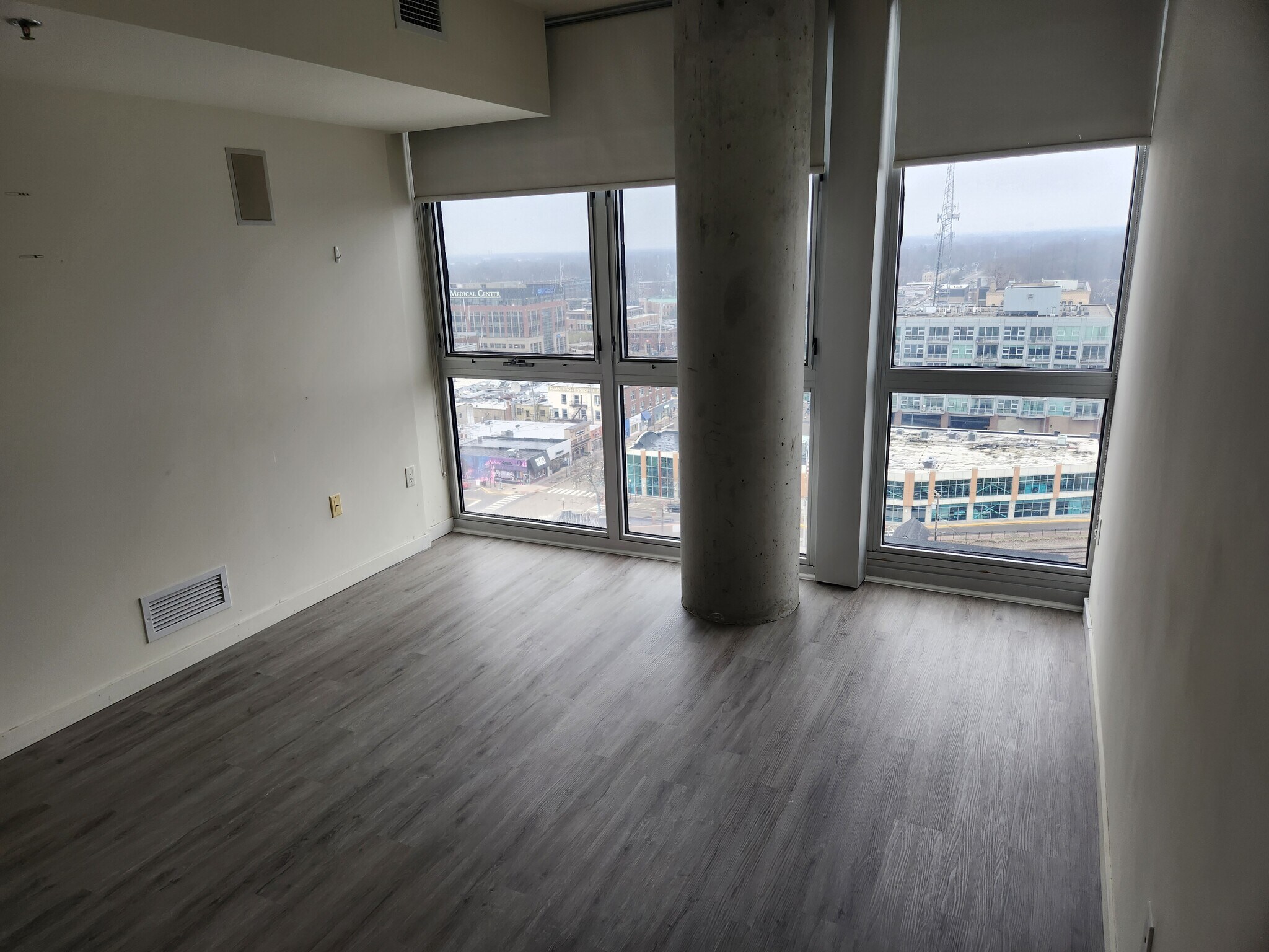 Master Bedroom - 432 S Washington Ave