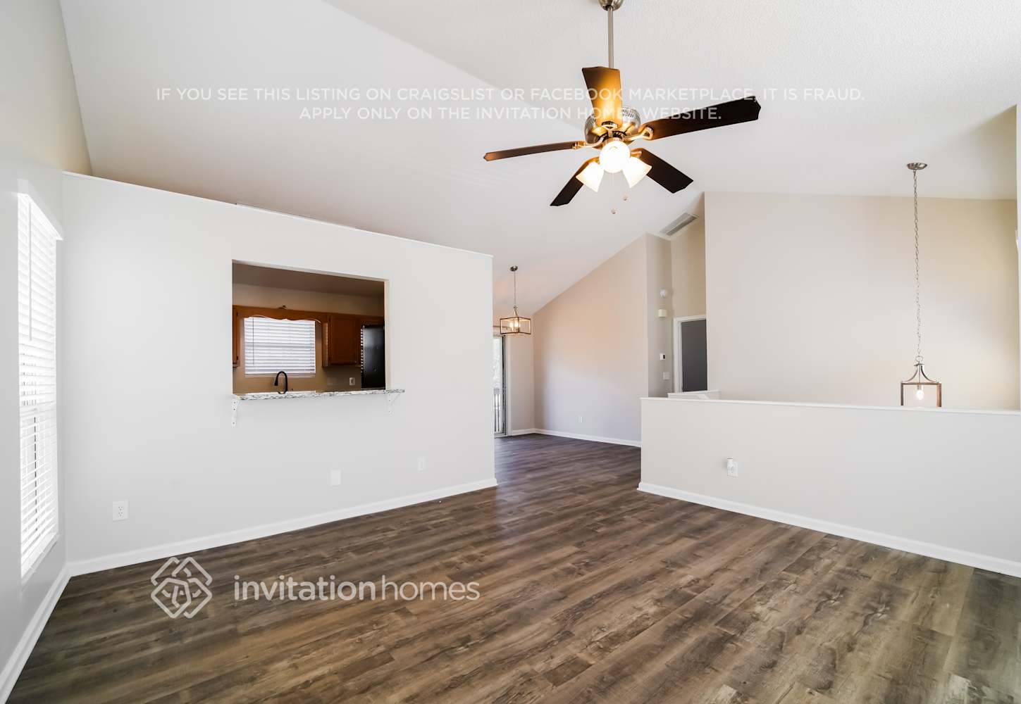 Building Photo - 4350 Yellow Rose Dr