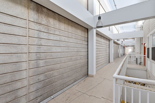 Building Photo - For Rent in Norfolk!