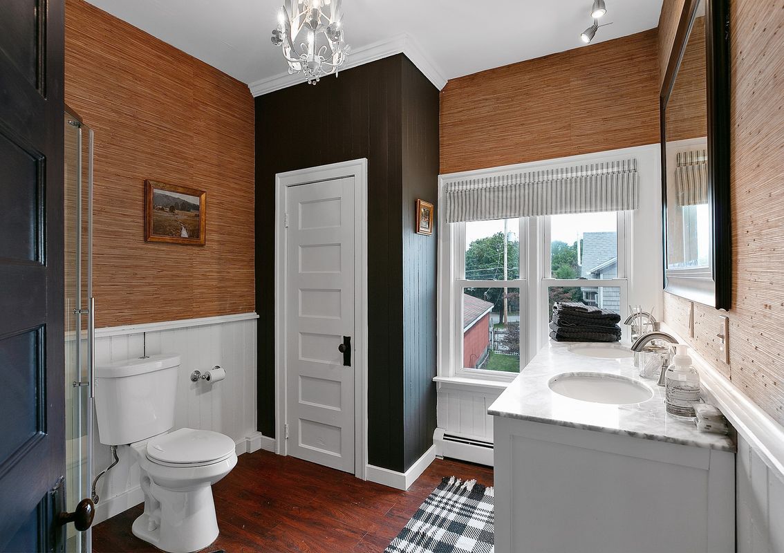 Building Photo - 9 Green Ridge Pl