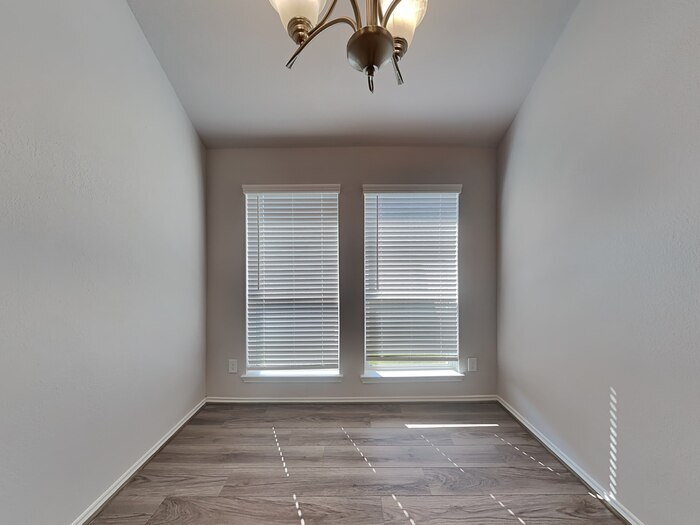 Building Photo - 1610 Diamond Mountain Dr