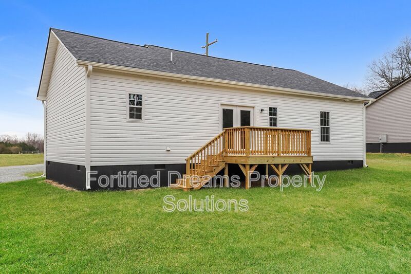 Building Photo - 408 N Smith St