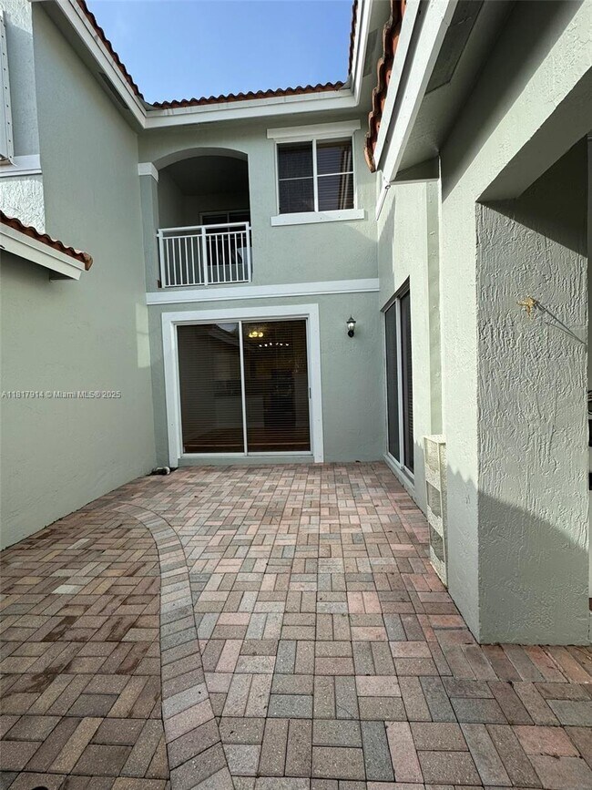 Building Photo - 1140 Butternut Ln