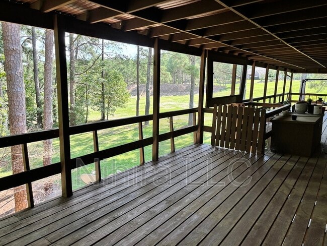 Building Photo - 5627 Quail Ridge Dr