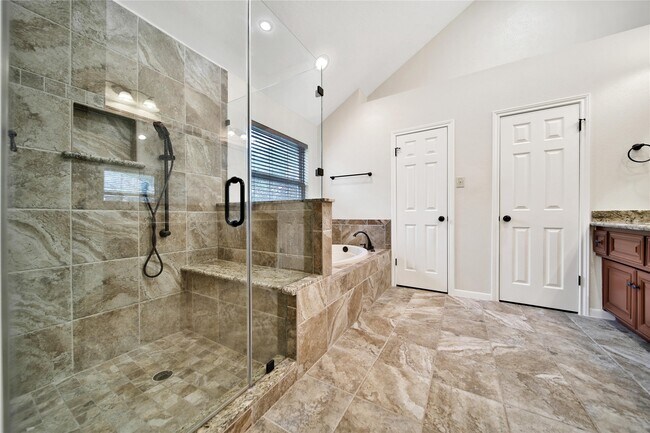 Building Photo - 3939 Fawn Creek Dr