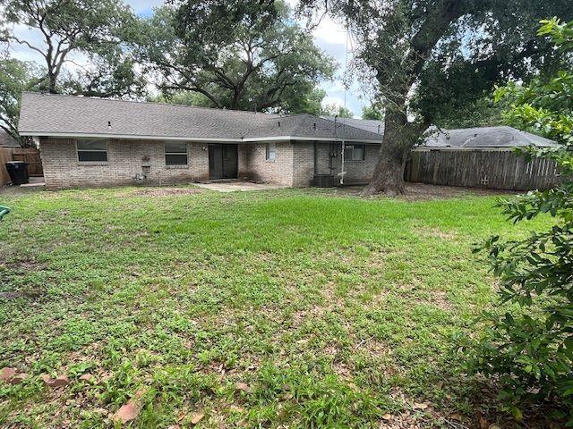 Building Photo - 9527 Emnora Ln