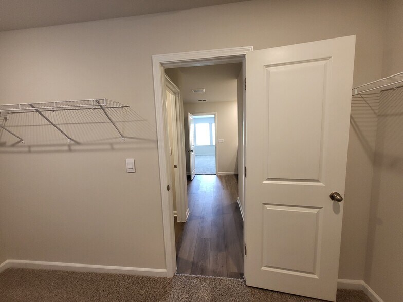 Master Suite - 250 Sope Creek Cir
