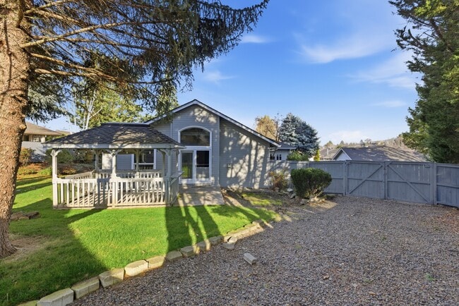 Building Photo - 1137 Riverrock Way