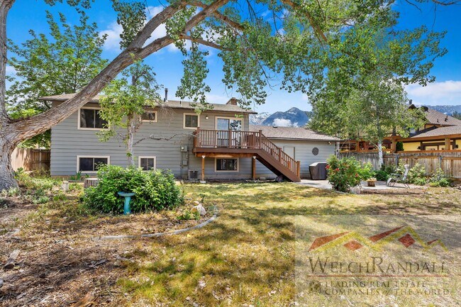 Building Photo - Cozy & Beautiful 4-Bed, 2-Bath Sandy Home ...