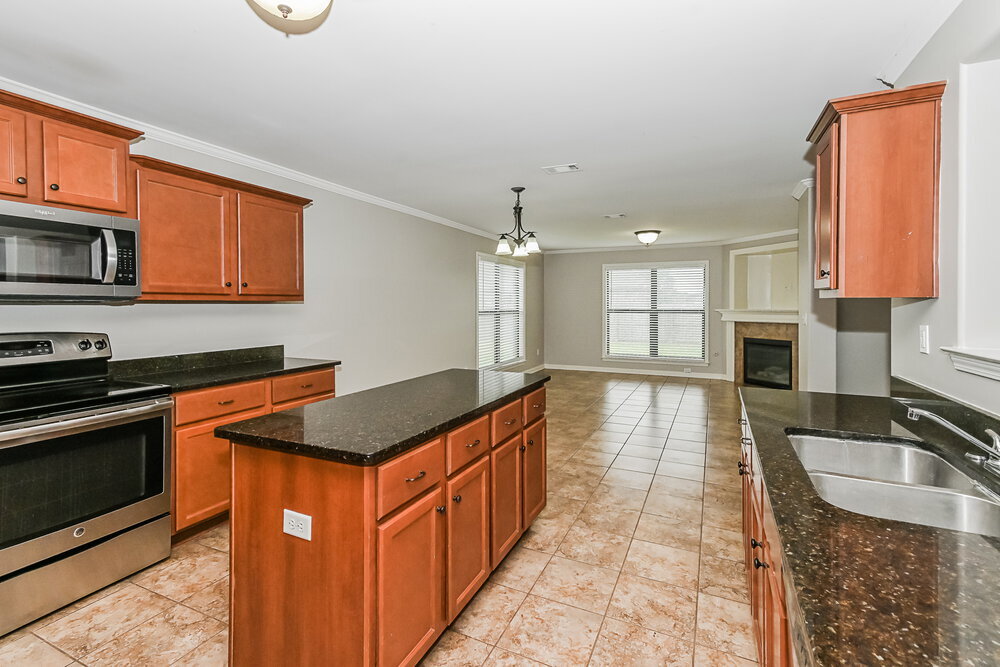 Building Photo - 6755 Clarmore Dr