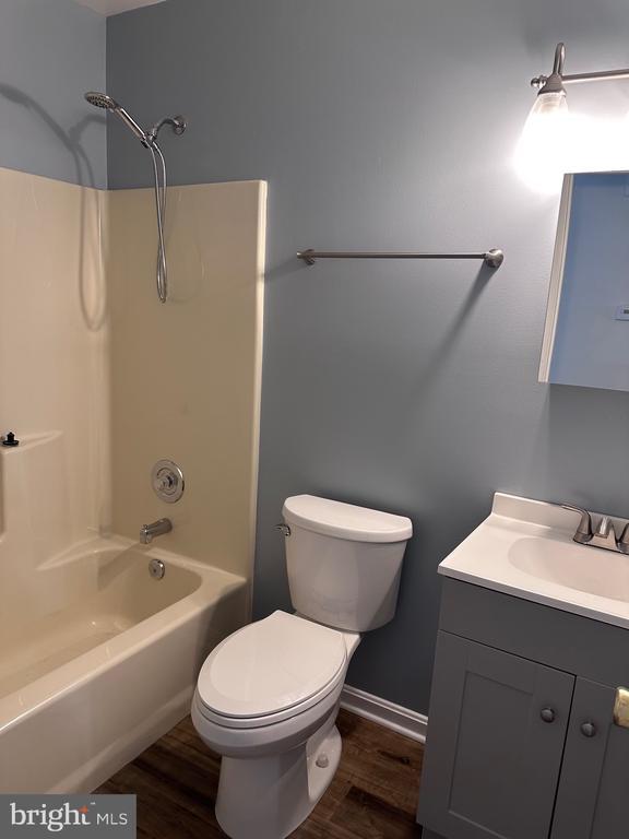 Building Photo - 45675 Schooner Ct