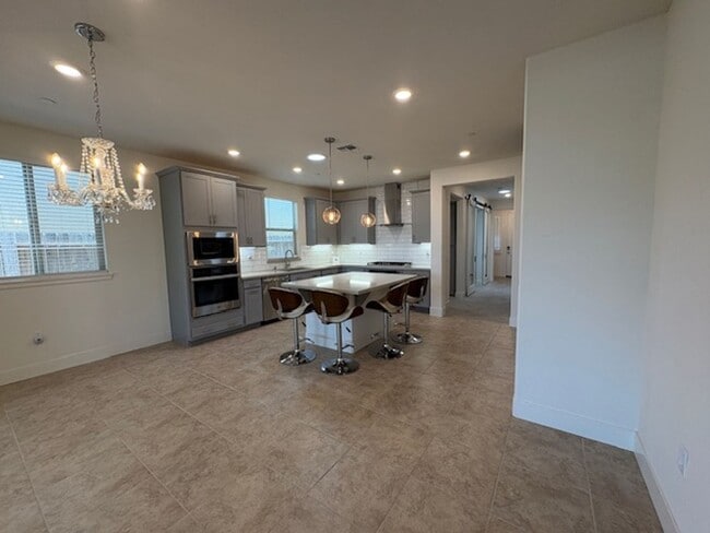 Building Photo - 55+ Rental Home in Heritage