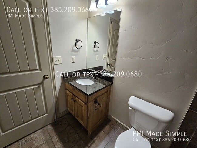 Building Photo - 10439 Sage Vista Way